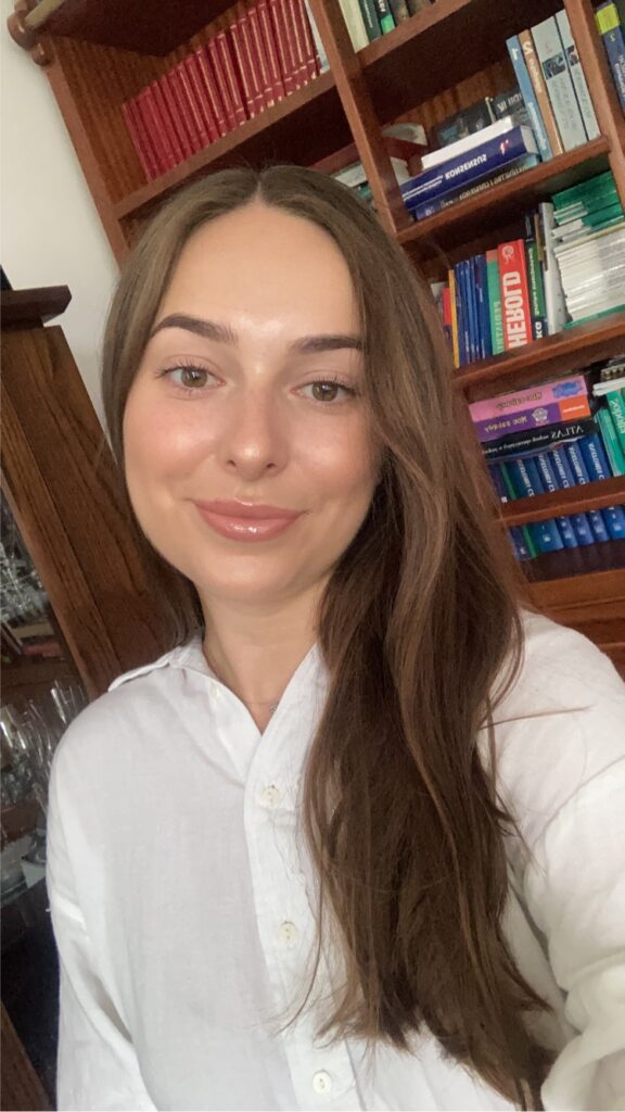 Szukam pracy, chętnie zostanę ciocią dla jakiegoś maluszka