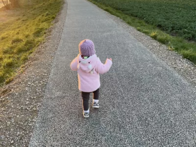 Szukamy niani dla małej Alicji