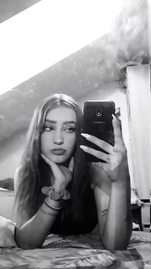 Opiekunka do dzieci lub zwierząt