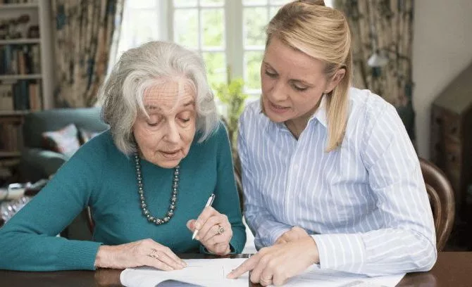 szukam opiekunki dla starszej Pani w miasto Bytom