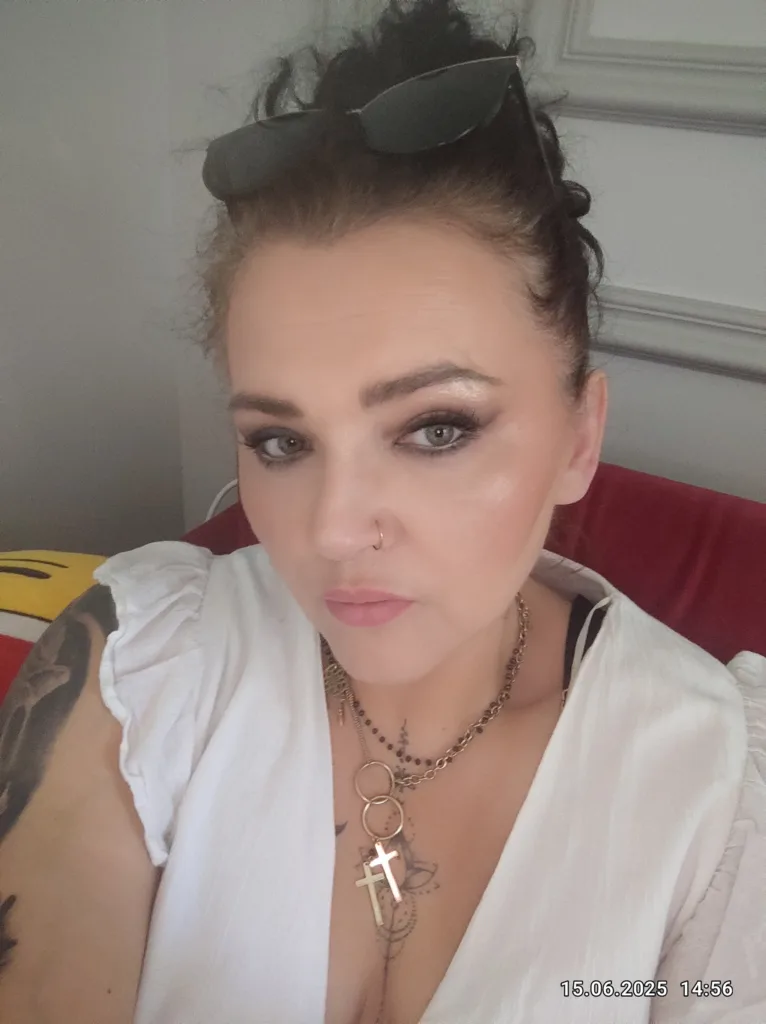 Poszukuję pracy jako opiekunka osób starszych