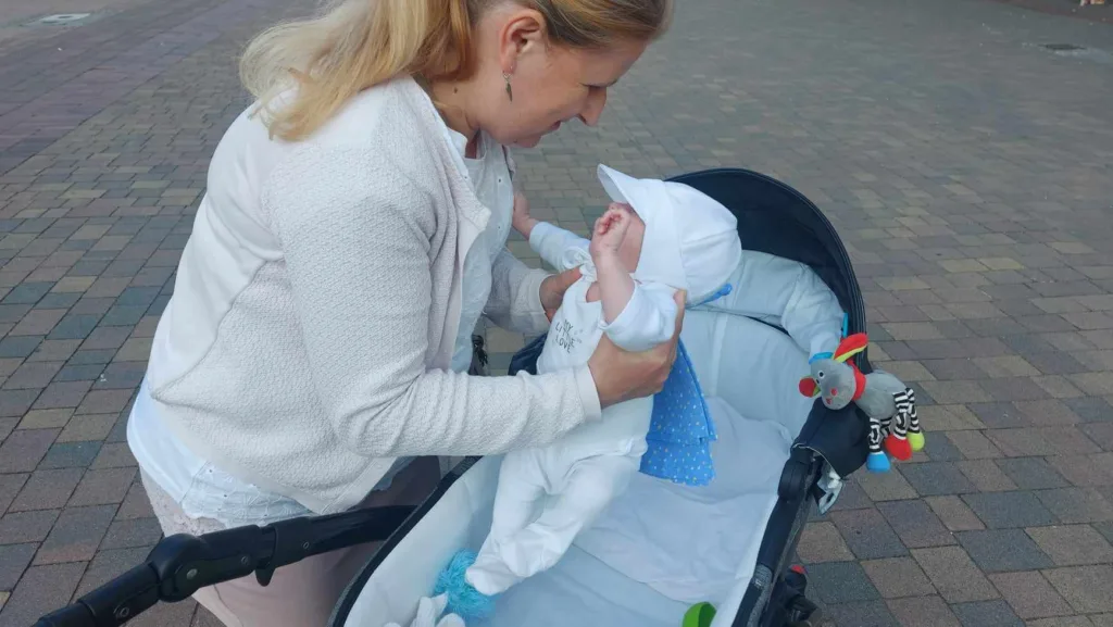 Szukam pracy od zaraz jako kochająca niania